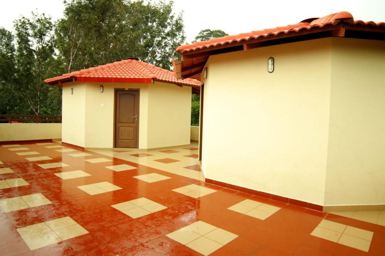 Ack Palacce Inn Yercaud Extérieur photo